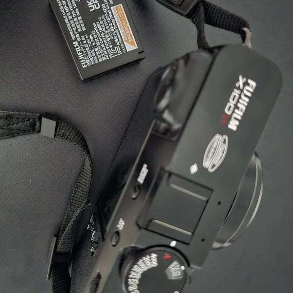 Fuji X100VI - Black