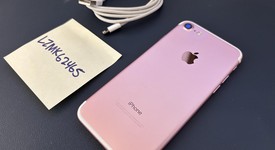 Good
													Apple iPhone 7 - AT&T, Rose Gold, 128 GB, A1778, photo 3 of 4