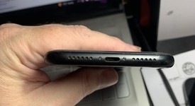 Good
													Apple iPhone Xr - Unlocked, Black, 256 GB, A1984, photo 4 of 6