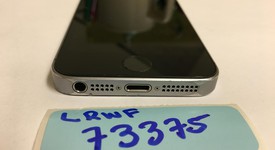 Fair
													Apple iPhone SE 1st Gen 2016 - AT&T, Grey, 32 GB, A1662, photo 3 of 4