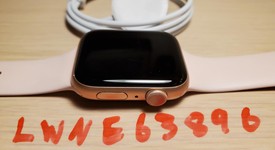 Good
													Apple Watch Series 5 44mm - Gold, A2093 - GPS, Aluminum, photo 2 of 4