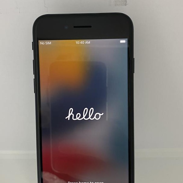 Apple iPhone SE 3rd Gen 2022 - Unlocked, Midnight, 64 GB, A2595