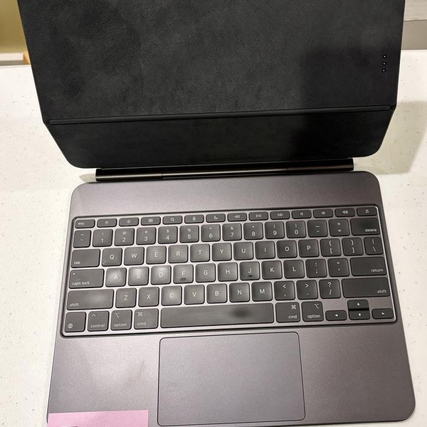 Apple Magic Keyboard for iPad Pro - Black