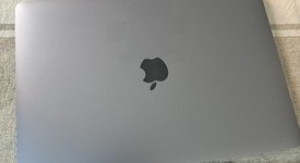 Good
													MacBook Pro 2020 - 13" - I5, Silver, 512 GB, 16 GB, photo 2 of 5