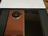 Honor Magic V3