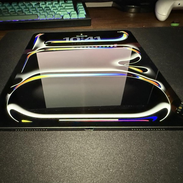 Apple iPad Pro 13 inch (M4) 2024 - Wi-Fi, 512 GB, Black, 8 GB, A2925, Standard Glass