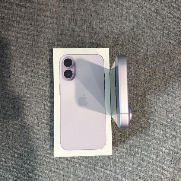 Apple iPhone 17 - T-Mobile, 256 GB, Lavender, A3258