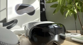 Mint
													Apple Vision Pro - 256 GB, photo 1 of 10