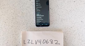 Mint
													Moto G Play (2024) - Unlocked, Blue, 64 GB, 4 GB, photo 2 of 9