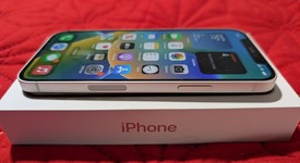 Good
													Apple iPhone 12 - Unlocked, White, 256 GB, A2172, photo 5 of 13
