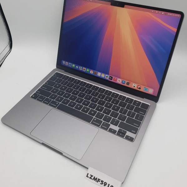 MacBook Air 2022 (M2) - 13 inch - 256 GB, Gray, 8 GB, Apple M2
