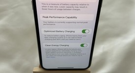 Good
													Apple iPhone Xs - Unlocked, Silver, 256 GB, A1920, photo 1 of 18