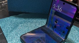 Mint
													Motorola Razr 2025 - T-Mobile, Blue, 256 GB, 8 GB, photo 2 of 13