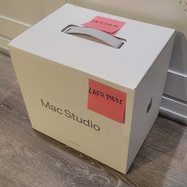 Mac Studio 2025 - 1 TB, 96 GB, Apple M3 Ultra 28-core