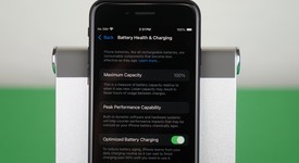 Good
													Apple iPhone SE 3rd Gen 2022 - Cricket, Midnight, 64 GB, A2595, photo 3 of 9