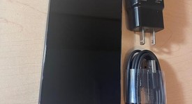 Mint
													Samsung Galaxy S22 - Verizon, Black, 128 GB, 8 GB, SM-S901U, photo 3 of 8
