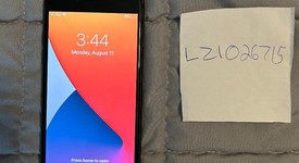Fair
													Apple iPhone 8 - Unlocked, Gray, 64 GB, A1905, GSM, photo 4 of 8