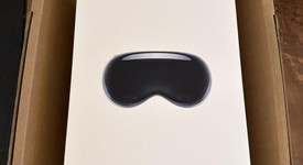 New
													Apple Vision Pro - 1 TB, photo 2 of 5