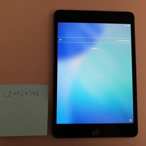 Apple iPad Mini 5th Gen - Wi-Fi, 64 GB, Silver