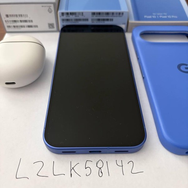 Google Pixel 10 - Unlocked, 128 GB, Indigo, GLBW0
