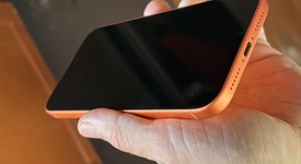 Mint
													Apple iPhone 17 Pro Max - Unlocked, Cosmic Orange, 256 GB, A3257, photo 5 of 11