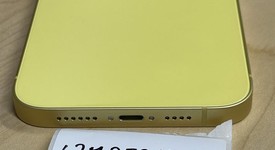Fair
													Apple iPhone 14 Plus - Unlocked, Yellow, 128 GB, A2632, photo 3 of 5