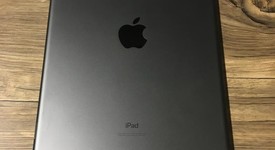 Good
													Apple iPad 8th Gen - Unlocked, Gray, 32 GB, A2428, photo 3 of 7