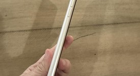 Good
													Apple iPhone SE 3rd Gen 2022 - Unlocked, Starlight, 64 GB, A2595, photo 3 of 6