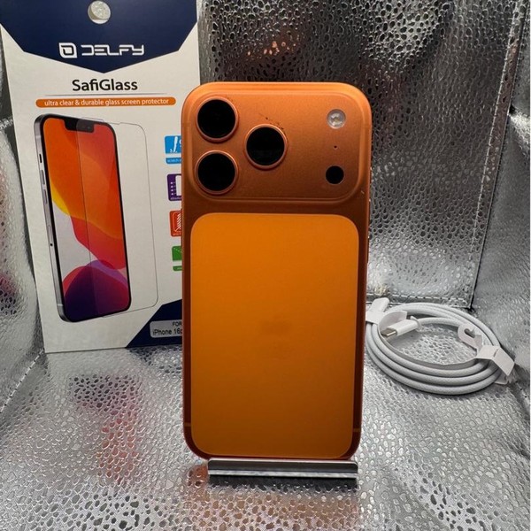 Apple iPhone 17 Pro - Boost, 256 GB, Cosmic Orange, A3256