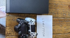 Mint
													PlayStation 4 Pro - Black, 1 TB, Standard, photo 3 of 8