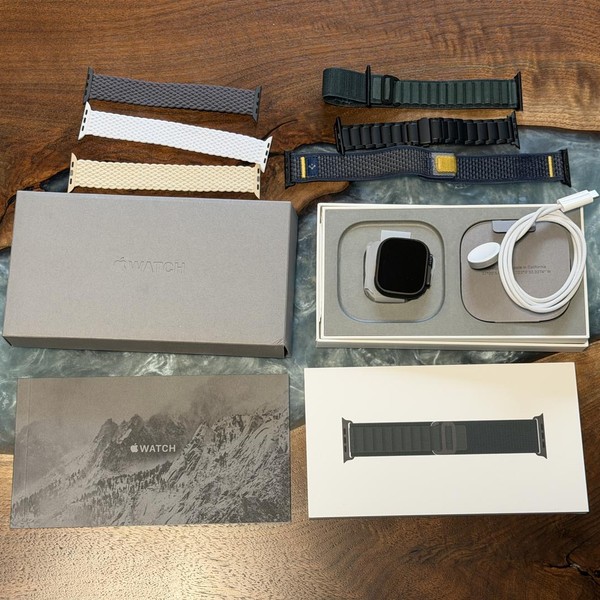 Apple Watch Ultra 2 49mm - Unlocked, Black, A2986