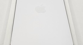 Mint
													Apple iPhone 16 Pro Max - Unlocked, White, 256 GB, A3084, photo 5 of 12