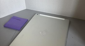 Good
													Apple iPad 9th Gen - Unlocked, Silver, 64 GB, A2603, photo 4 of 5