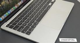 Good
													MacBook Pro 2020 - 13" - I5, Silver, 256 GB, 16 GB, photo 3 of 10