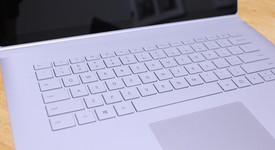 Mint
													Microsoft Surface Book 2 15" - I7, 256 GB, 16 GB, photo 3 of 12