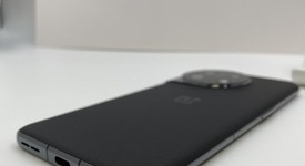 Mint
													OnePlus 11 - Unlocked, Black, 256 GB, 16 GB, CPH2451, photo 4 of 5