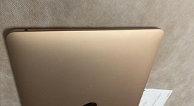 Good
													MacBook Air 2018 - 13" - I5, Gold, 128 GB, 8 GB, photo 5 of 10