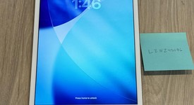 Good
													Apple iPad 8th Gen - Unlocked, Gold, 32 GB, A2428, photo 1 of 6