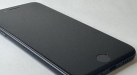 Good
													Apple iPhone SE 2nd Gen 2020 - Unlocked, Black, 64 GB, A2275, photo 4 of 8