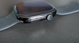 Good
													Apple Watch Series 11 46mm - Unlocked, Jet Black, A3337 - Cellular, Aluminum, photo 3 of 9