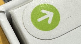 New
													Apple AirPods 4th Gen - Active Noise Cancellation, photo 5 of 9