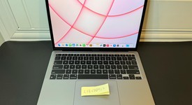 Good
													MacBook Air 2020 - 13" - Apple M1, Gray, 256 GB, 16 GB, photo 3 of 9