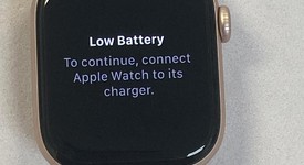 Good
													Apple Watch Series 10 42mm - Unlocked, Rose Gold, A3001 - Cellular, Aluminum, photo 4 of 8