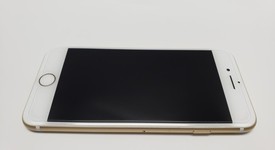 Mint
													Apple iPhone 7 - Unlocked, Gold, 128 GB, A1660, photo 4 of 10