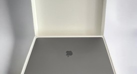 Good
													MacBook Pro 2017 (With Touch Bar) - 15" - I7, Gray, 1 TB, 16 GB, photo 2 of 7