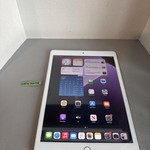 Good Apple iPad (8th Gen) - Wi-Fi, 128 GB, Gold, A2270