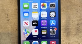Fair
													Apple iPhone SE 3rd Gen 2022 - T-Mobile, Midnight, 128 GB, A2595, photo 1 of 11