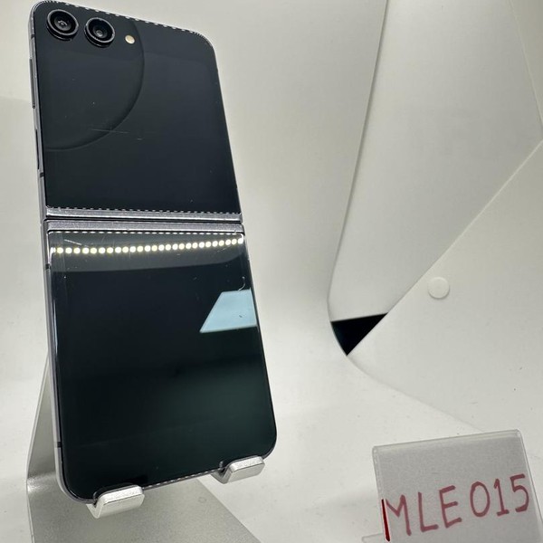 Samsung Galaxy Z Flip5 - T-Mobile, 256 GB, Graphite, 8 GB, SM-F731U