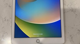 Fair
													Apple iPad Pro 9.7" - Wi-Fi, Gold, 128 GB, A1673, photo 1 of 7