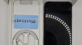 Mint
													Apple iPhone SE 3rd Gen 2022 - Unlocked, Midnight, 64 GB, A2595, photo 1 of 12
